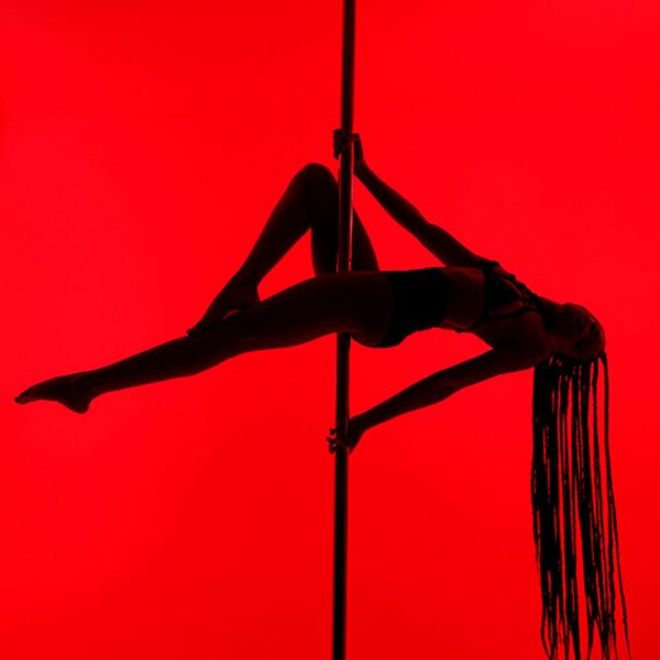 Shooting-photo-glamour - seance-photo-boudoir - photographe lingerie - pole danse
